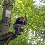 Sextagénaire sautant au quick jump